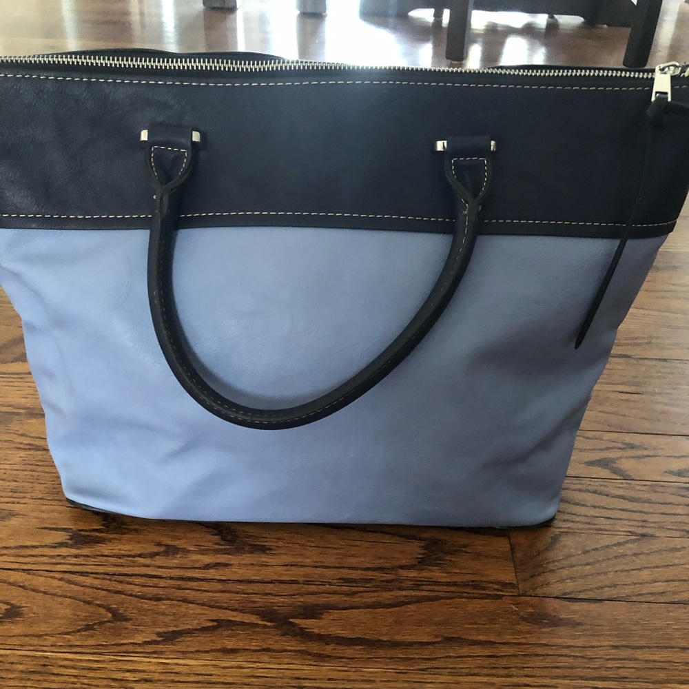 Handbag - Picture 4 of 5